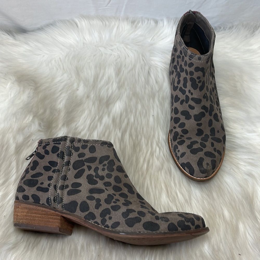DDV By Dolce Vita Black/Tan Animal Print Booties Sz 9